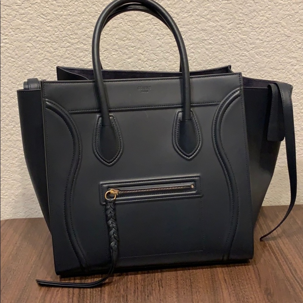 (SOLD)Celine medium luggage phantom